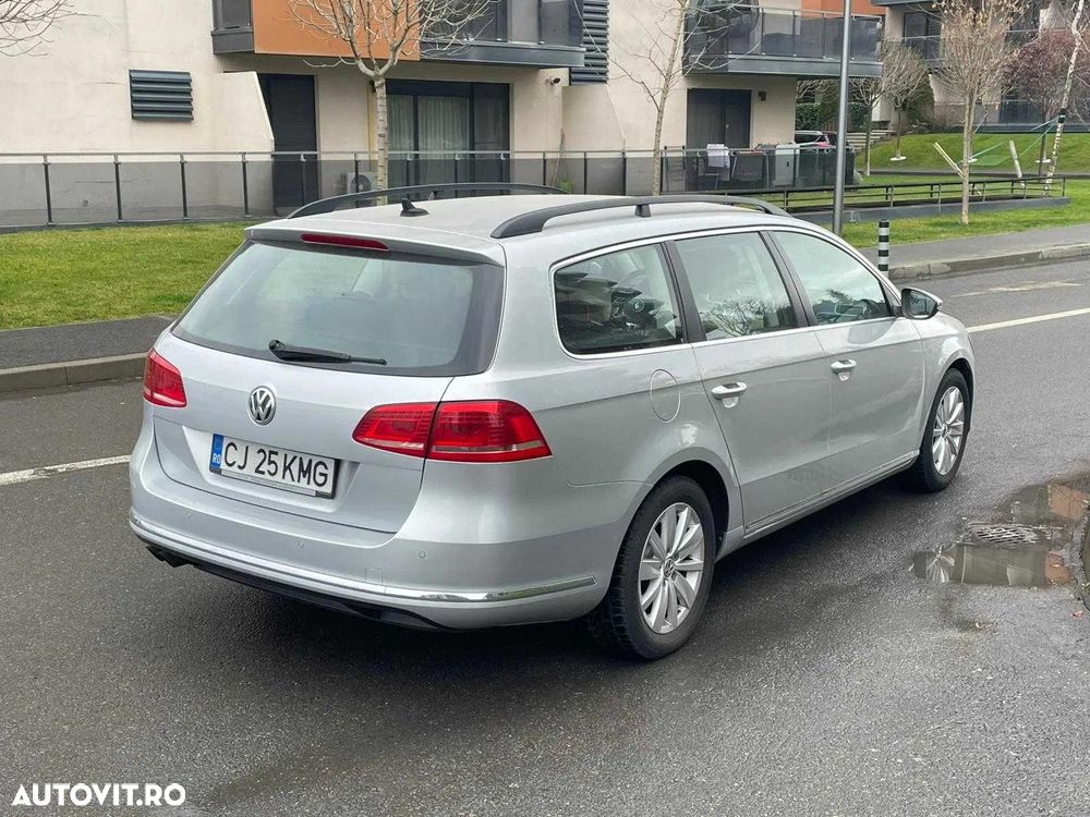 Volkswagen Passat 2.0 TDI BlueMotion Technology Comfortline DSG - 5