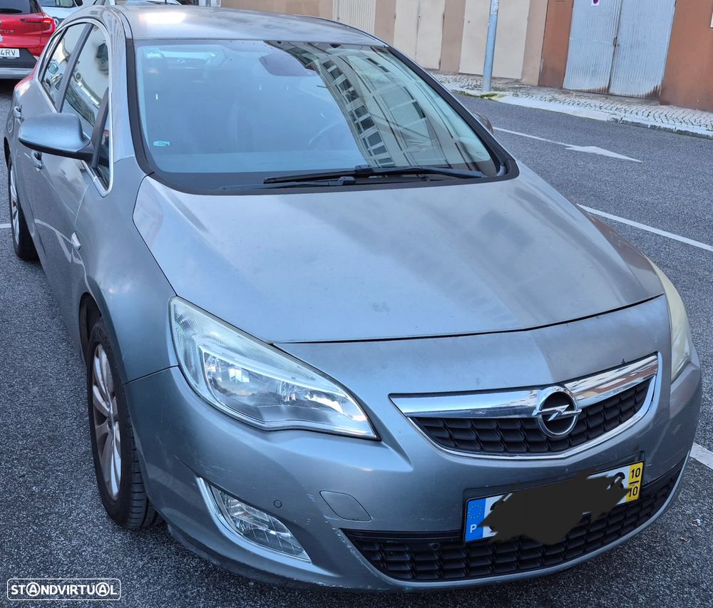 Opel Astra 1.3 CDTI Cosmo - 1