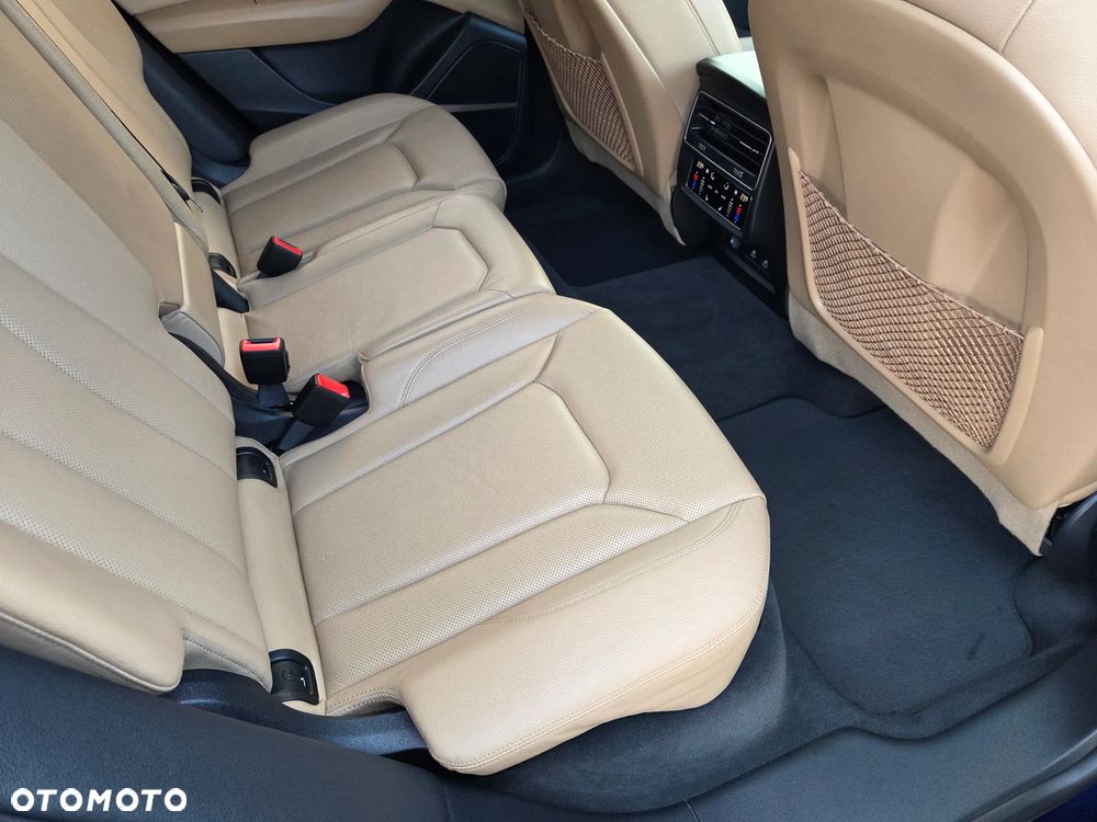 Audi Q8 ver-l1-highline - 28