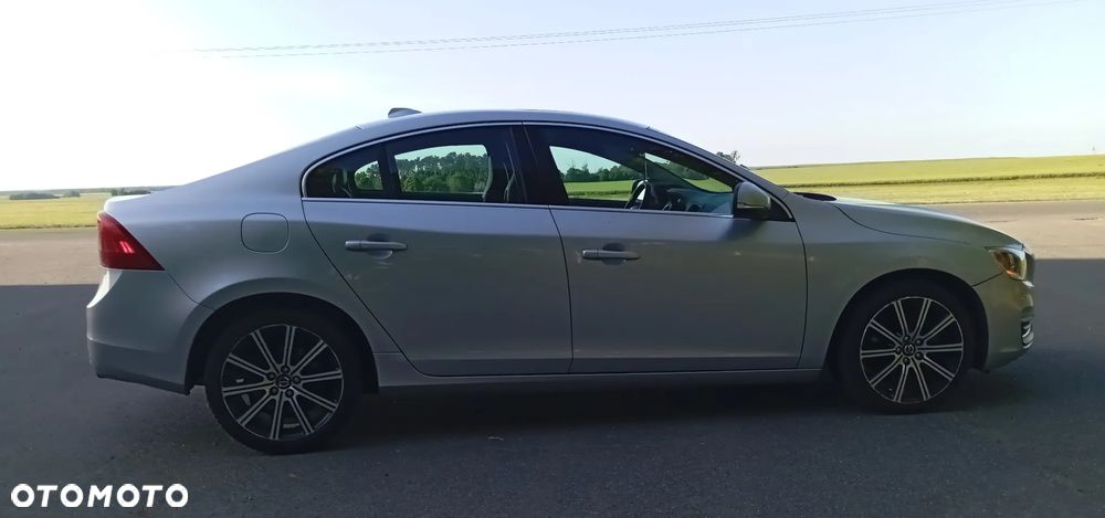 Volvo S60 2.5 T5 AWD - 6