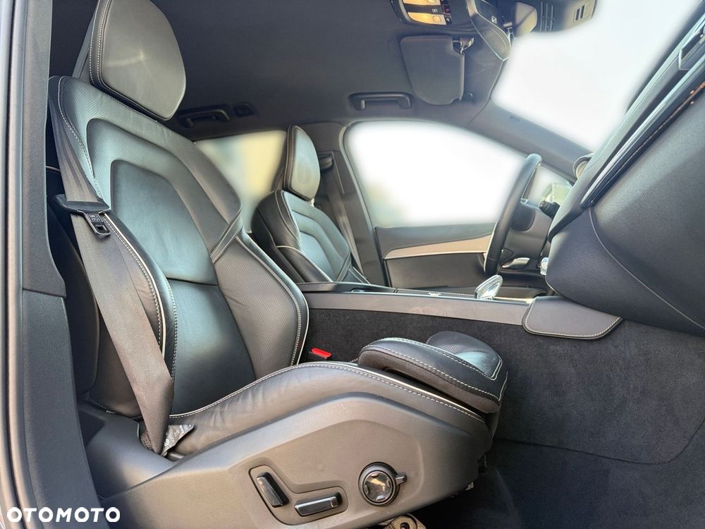 Volvo XC 90 - 27