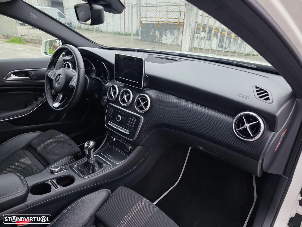 Mercedes-Benz A 180 d Urban - 21