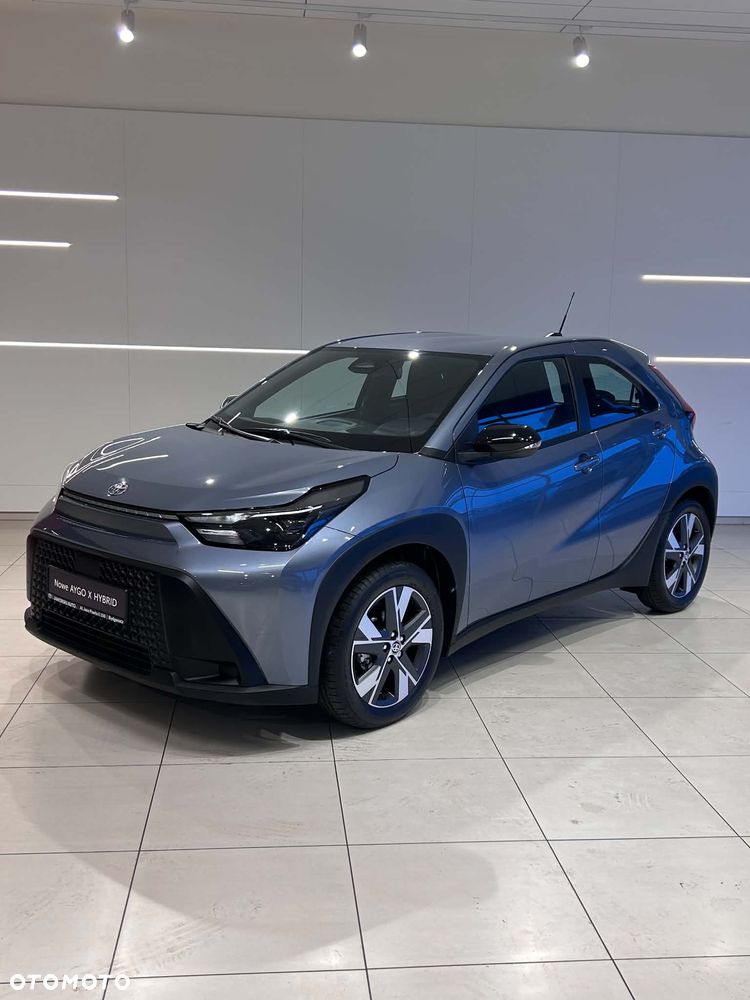 Toyota Aygo X Hybrid 1.5 Comfort e-CVT - 8