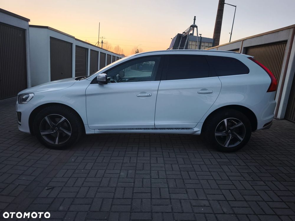 Volvo XC 60 D4 Geartronic Summum - 14