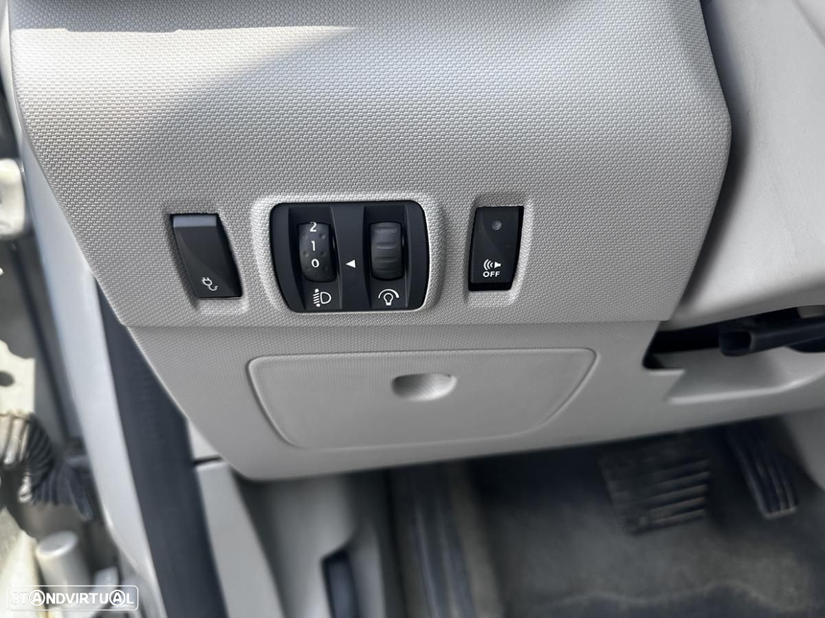 Renault Zoe (c/ Bateria) Zen - 16