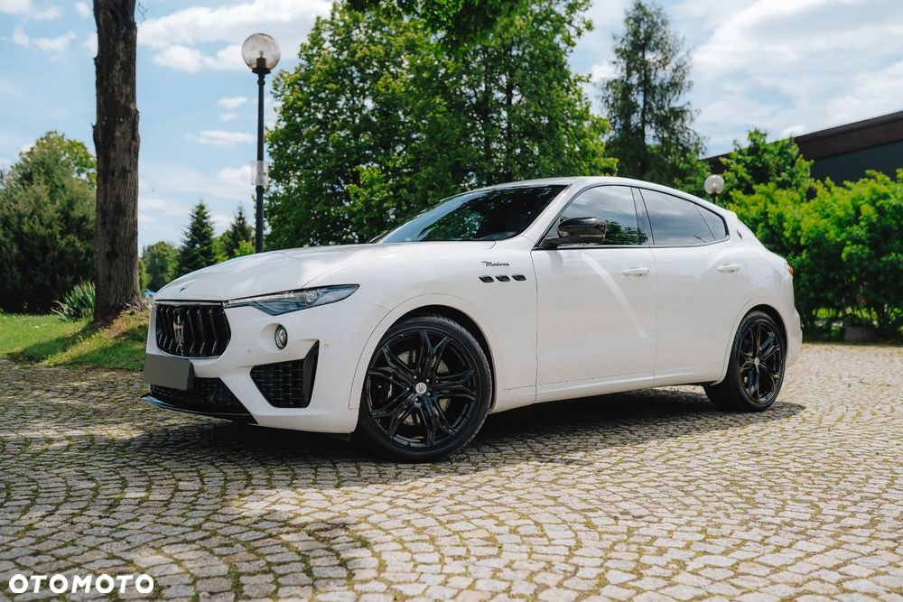 Maserati Levante - 10