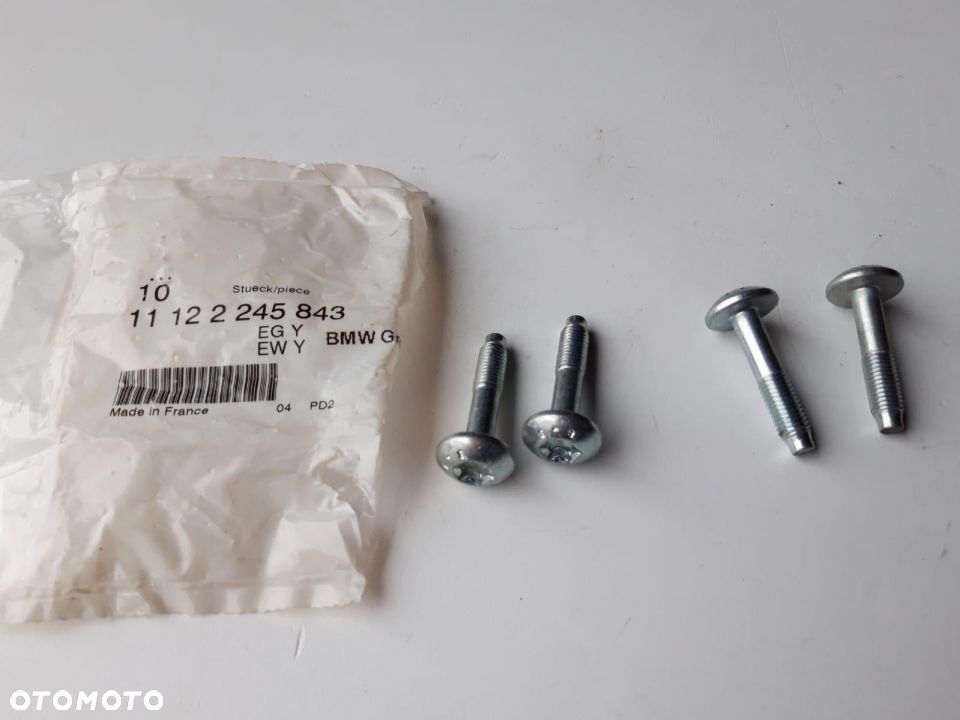 SRUBA Torx  POKRYWY BMW E36 E38 E39 E65   11122245843 oryginał - 1