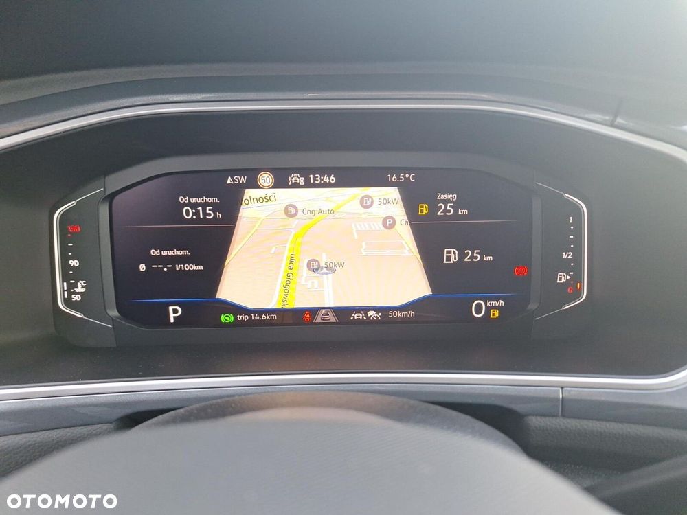 Volkswagen T-Roc - 34