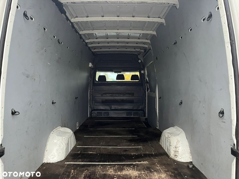 Volkswagen Crafter - 16