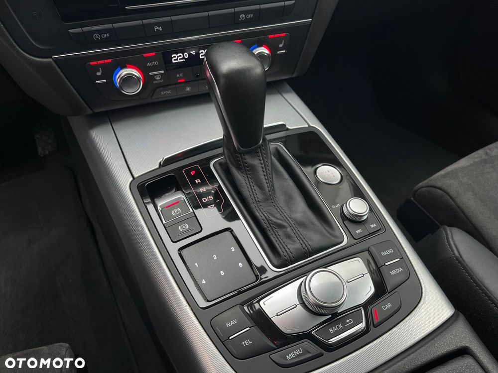 Audi A6 Avant 2.0 TDI Ultra S tronic - 6