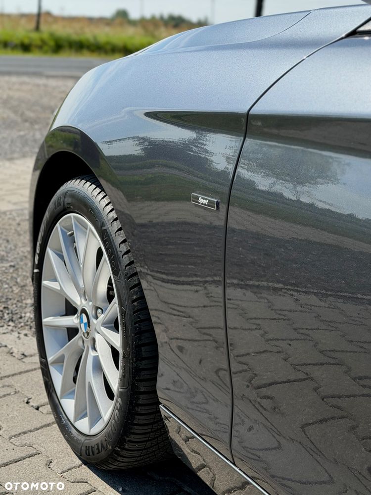 BMW Seria 1 118d Sport Line - 4