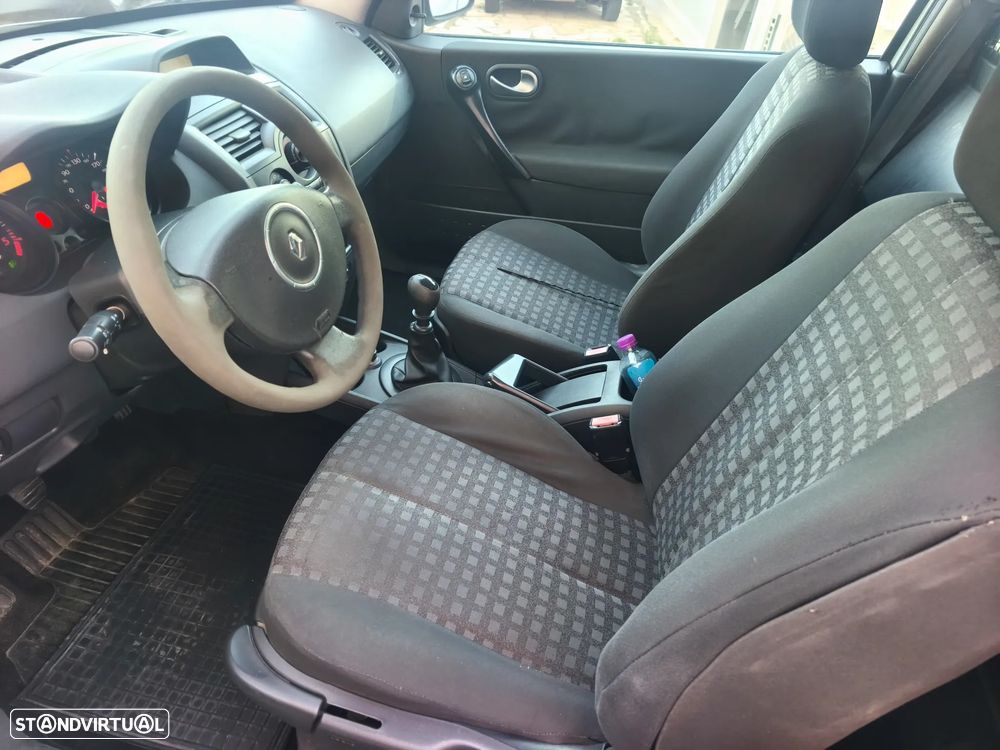 Renault Megane - 14