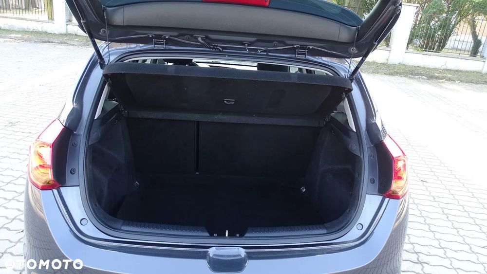 Kia Ceed 1.6 CRDi L - 9