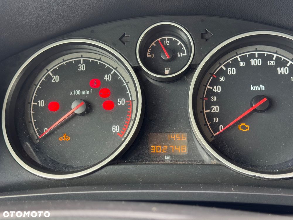 Opel Zafira - 14