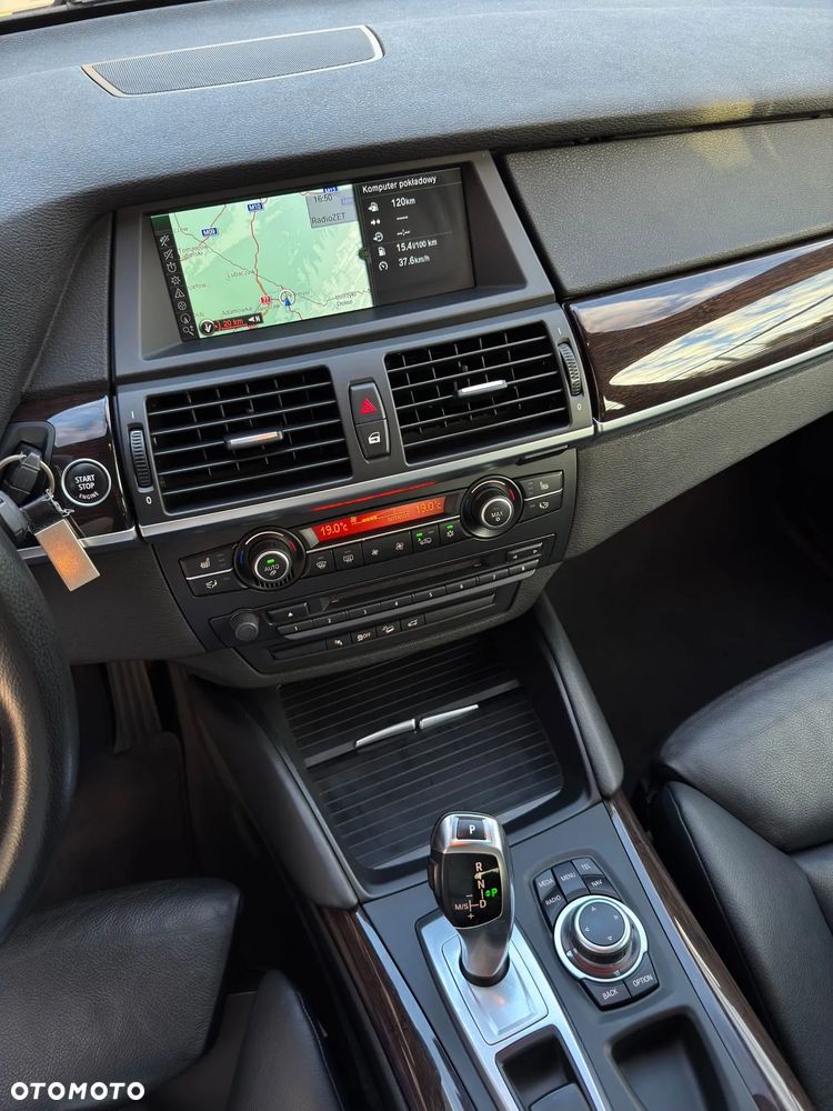 BMW X6 - 14