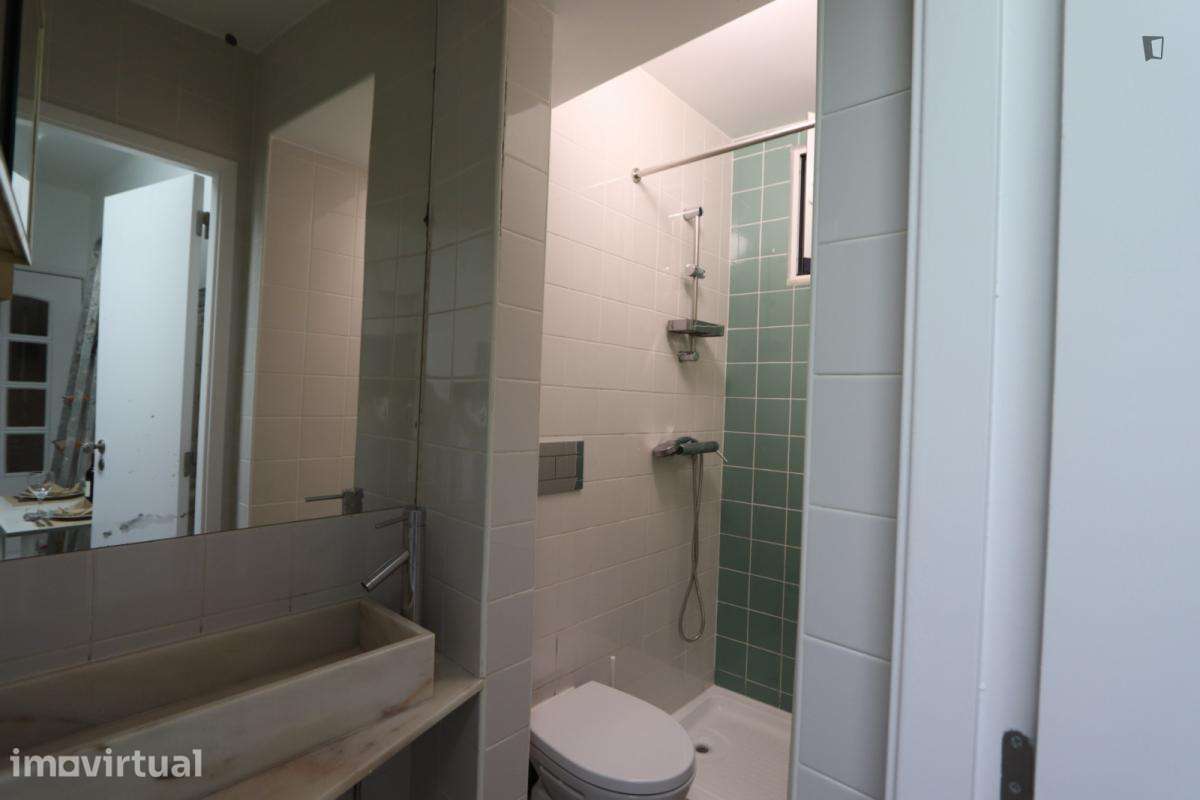Quarto - localizado em Martim Moniz Lisbon - Grande imagem: 2/9