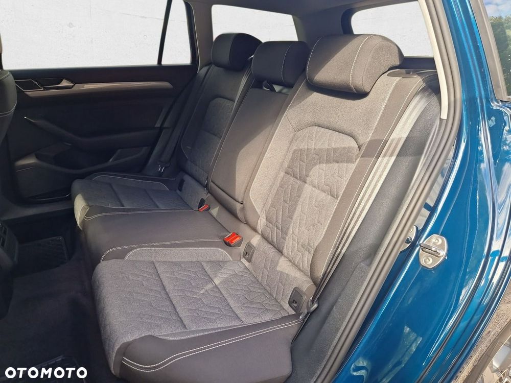 Volkswagen Passat - 23