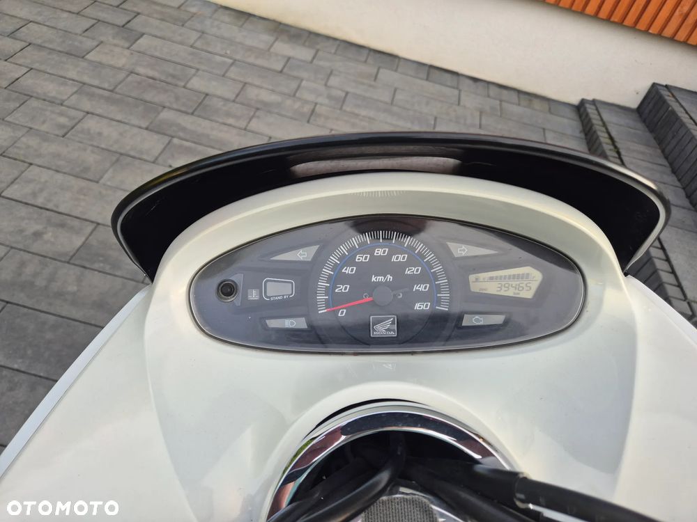 Honda PCX - 7