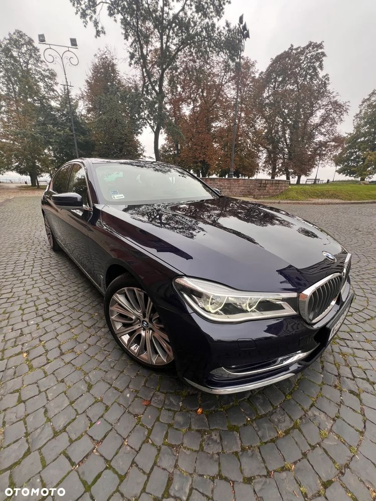 BMW Seria 7 740d xDrive - 5