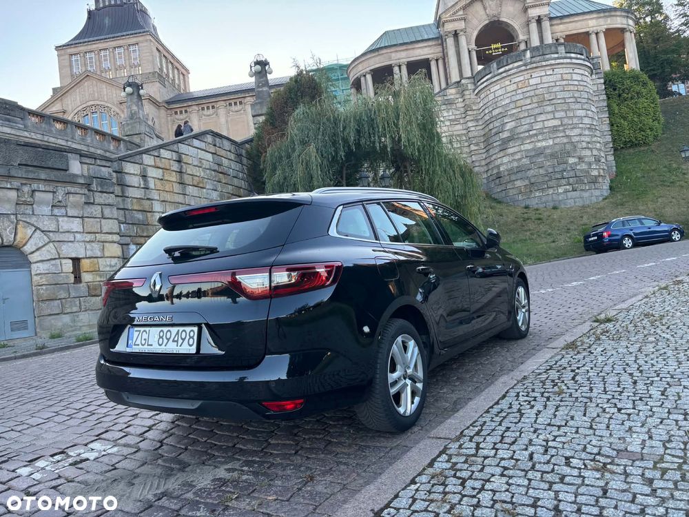 Renault Megane 1.2 Energy TCe Intens EDC - 4