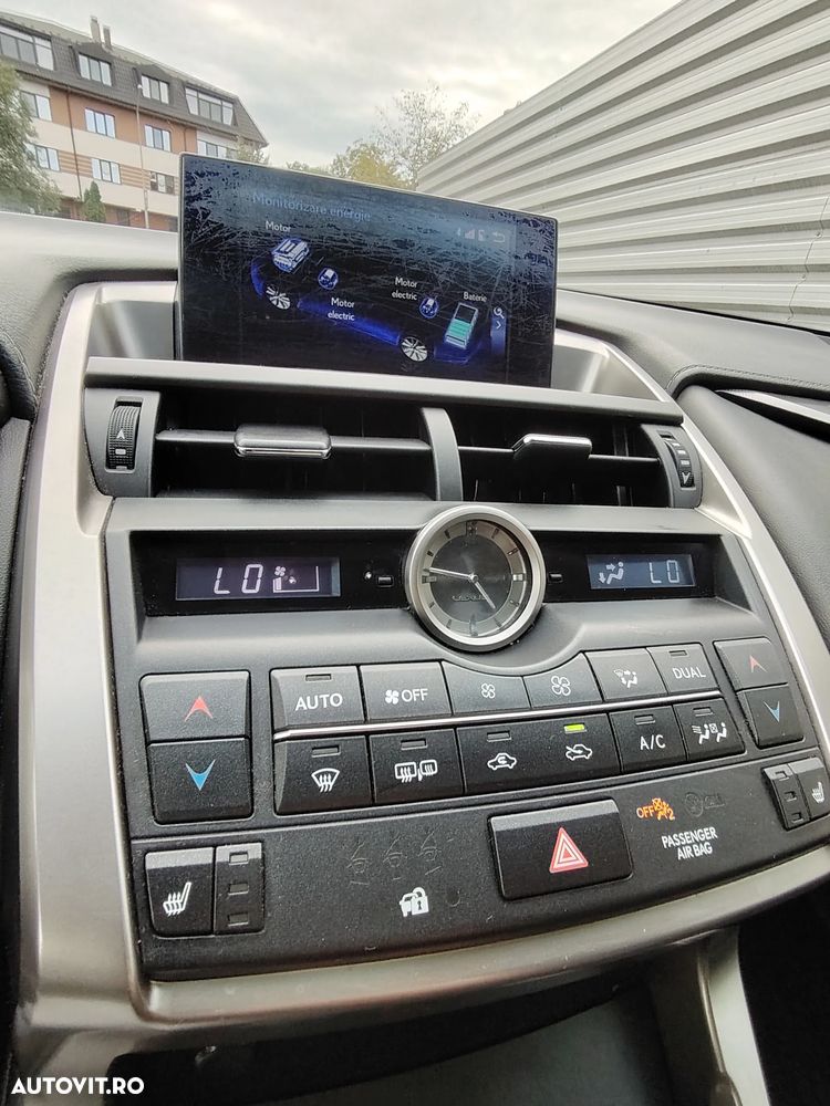 Lexus Seria NX 300h Business - 20