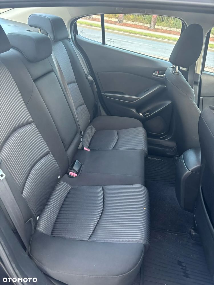 Mazda 3 - 15