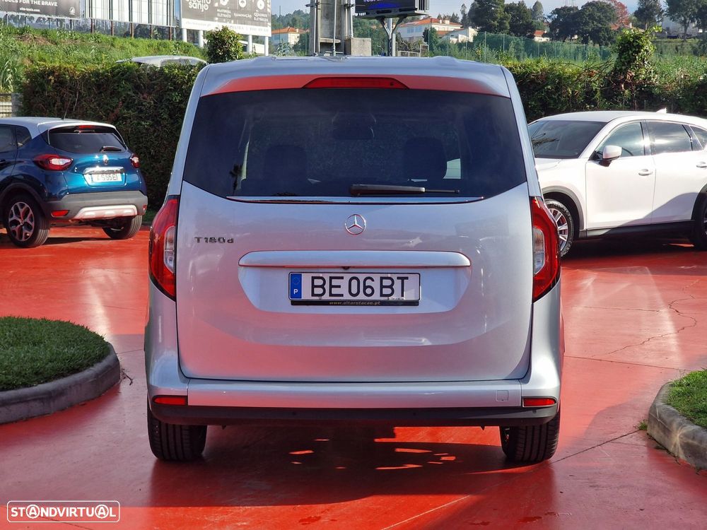 Mercedes-Benz T 180 - 6