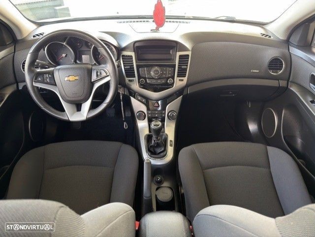 Chevrolet Cruze 1.6 LT - 5