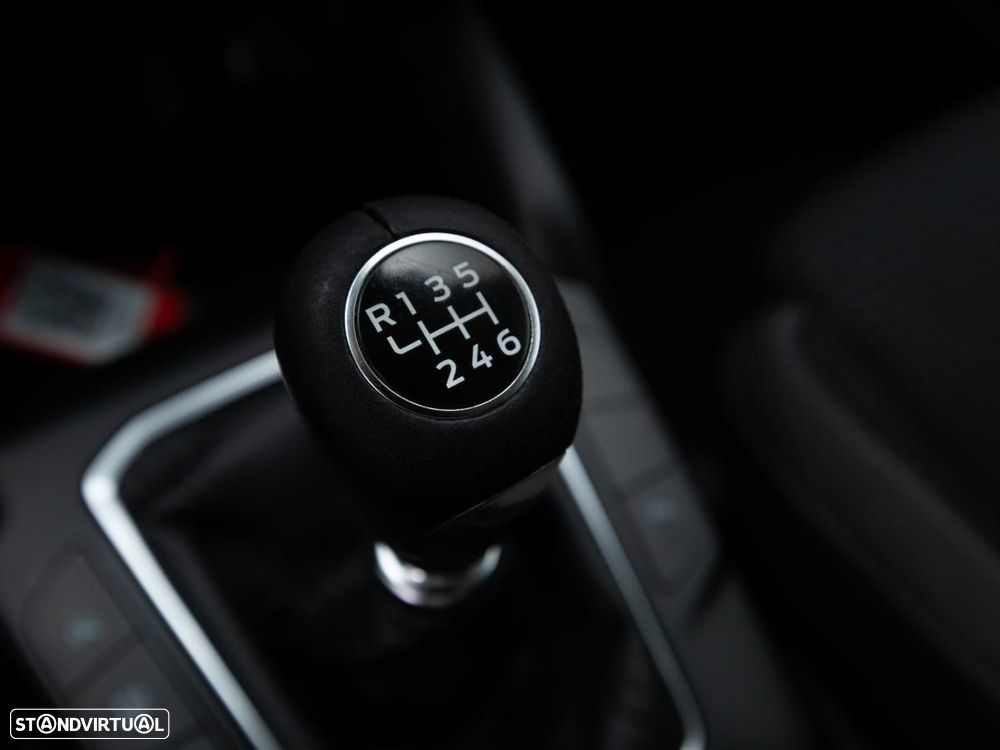 Ford Focus - 19
