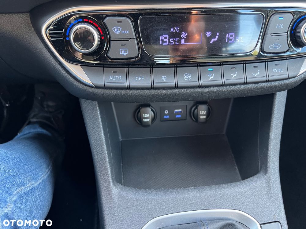 Hyundai i30 1.4 T-GDI Intro Edition - 28