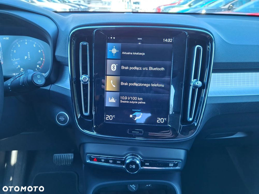 Volvo XC 40 T2 Core - 19