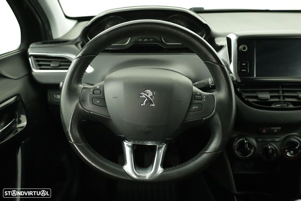 Peugeot 2008 1.2 PureTech Signature - 15