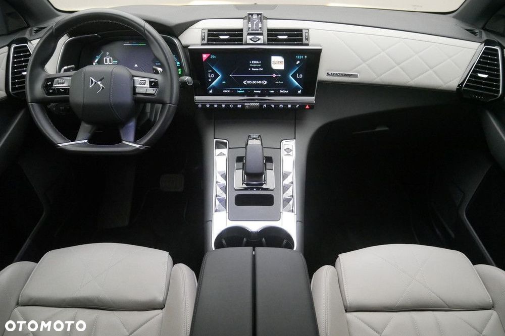 DS Automobiles DS 7 - 8
