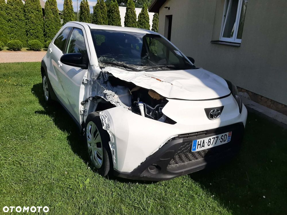 Toyota Aygo X Business Edition - 3