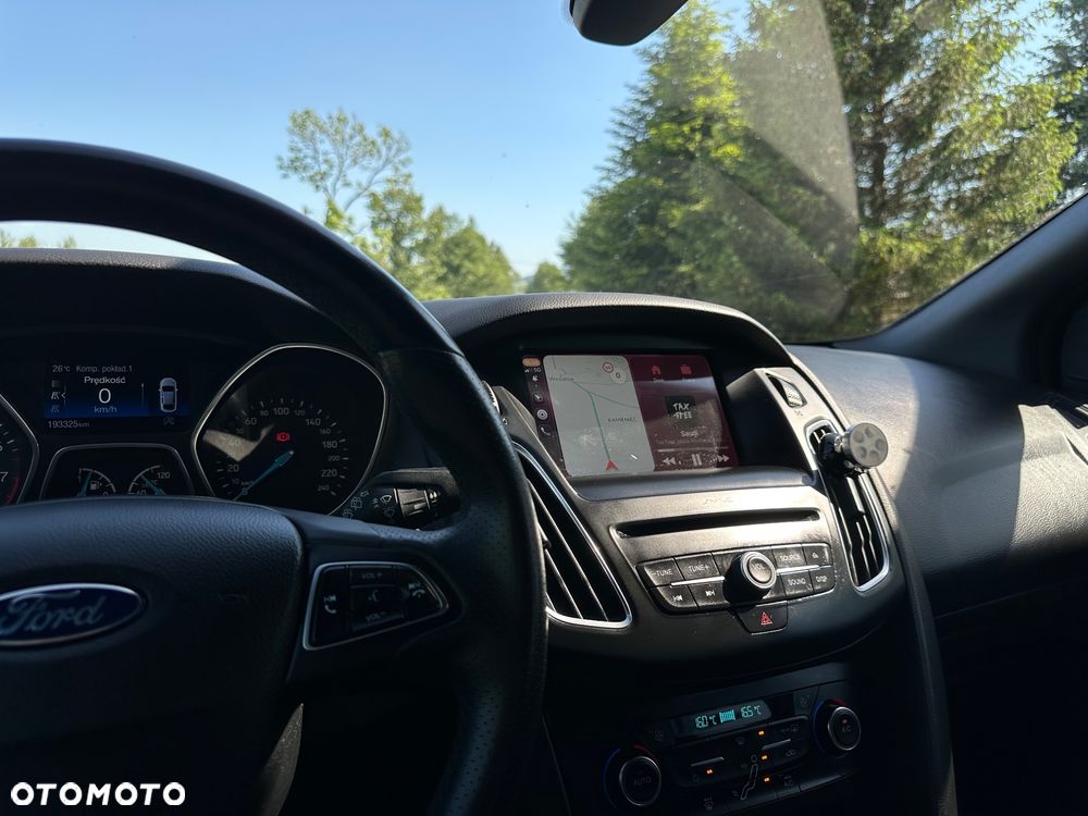 Ford Focus 1.0 EcoBoost ST-Line - 15