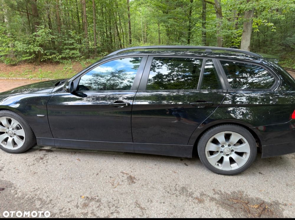 BMW Seria 3 330i - 6