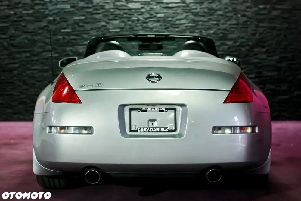 Nissan 350 Z - 9