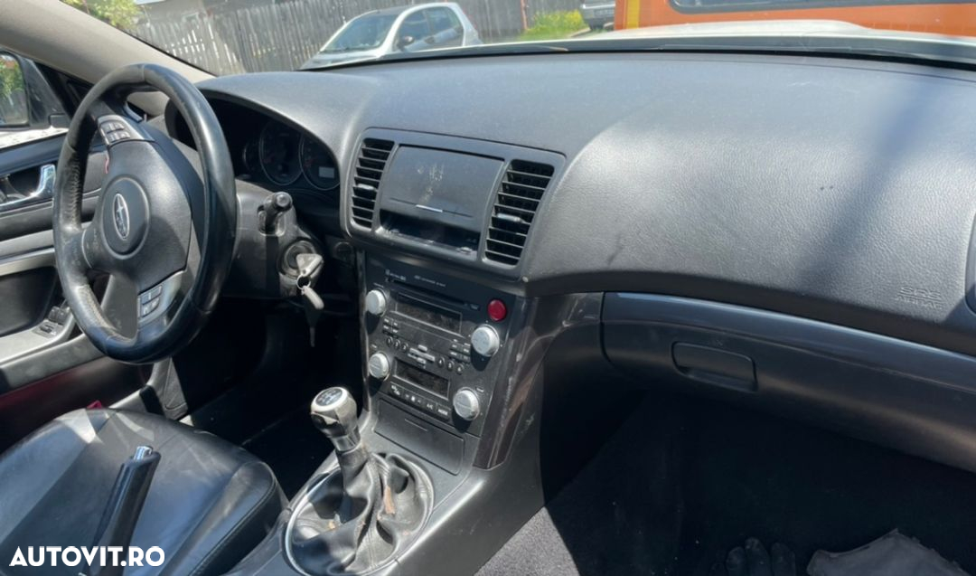 piese Subaru Legacy Outback 20D euro 4 motor defect! cutie manuala an 2009 bara far capota aripa fata usa geam trapa kit airbag Haion spate luneta Plansa bord radio cd radiator trapa panoramica sticla - 5