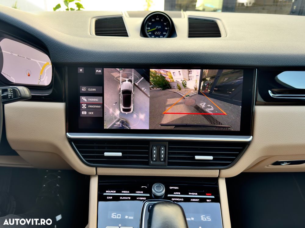 Porsche Cayenne Coupe E-Hybrid Tiptronic S - 15