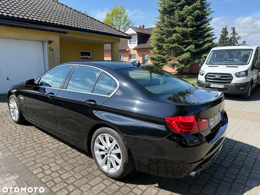 BMW Seria 5 520d - 7