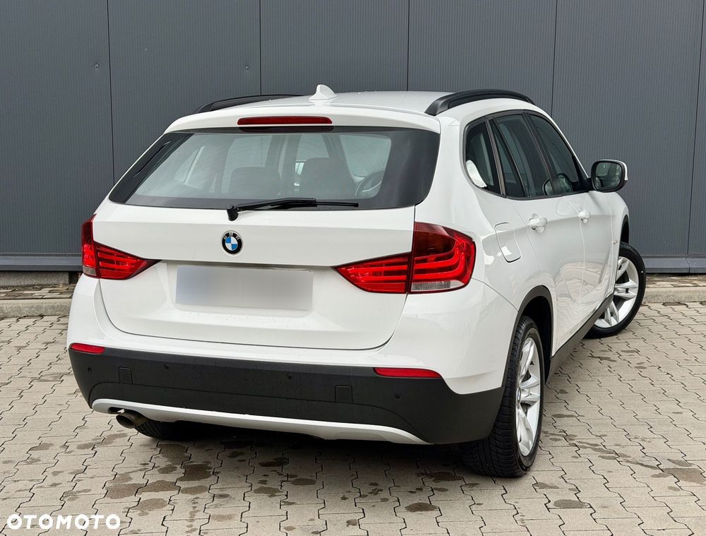 BMW X1 xDrive18d Sport Line - 4