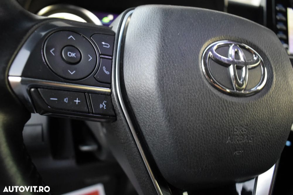 Toyota Camry Business Edition - 23