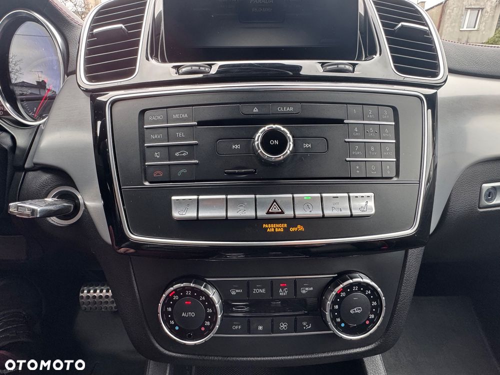 Mercedes-Benz GLE 350 d 4-Matic - 15