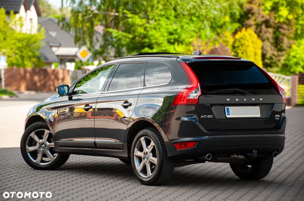 Volvo XC 60 D5 AWD Geartronic Momentum - 21