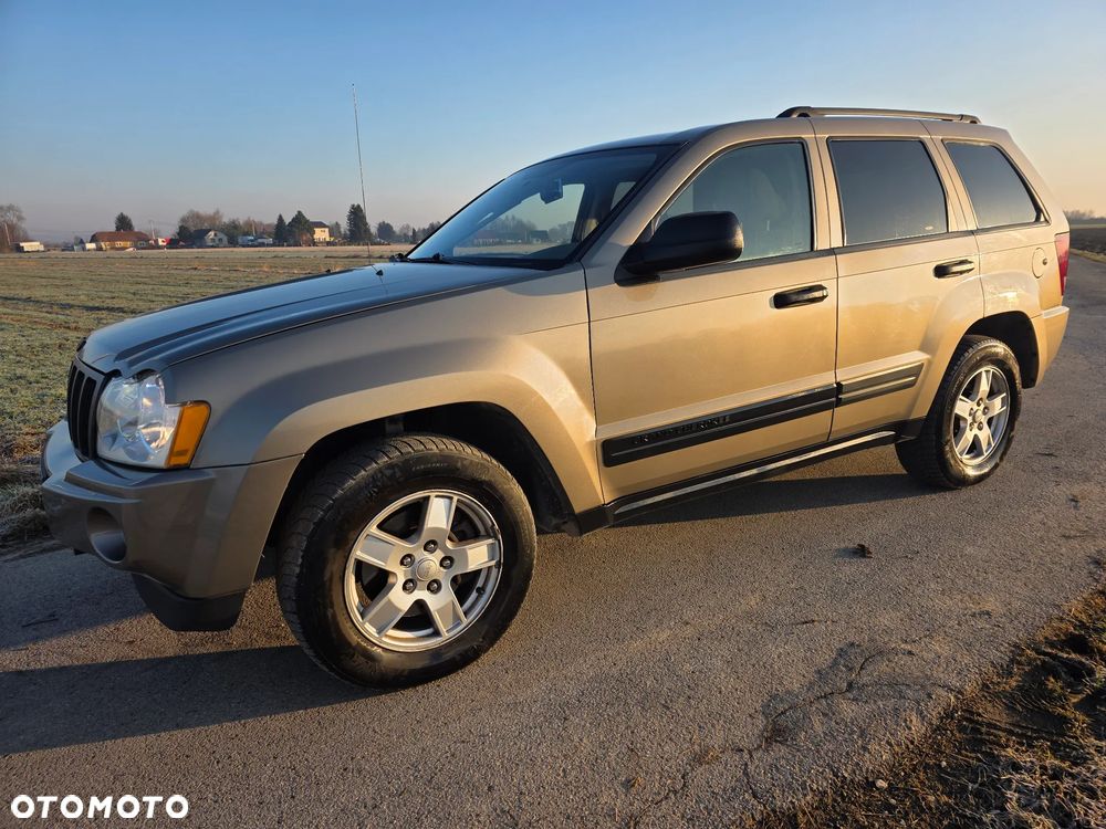 Jeep Grand Cherokee - 19