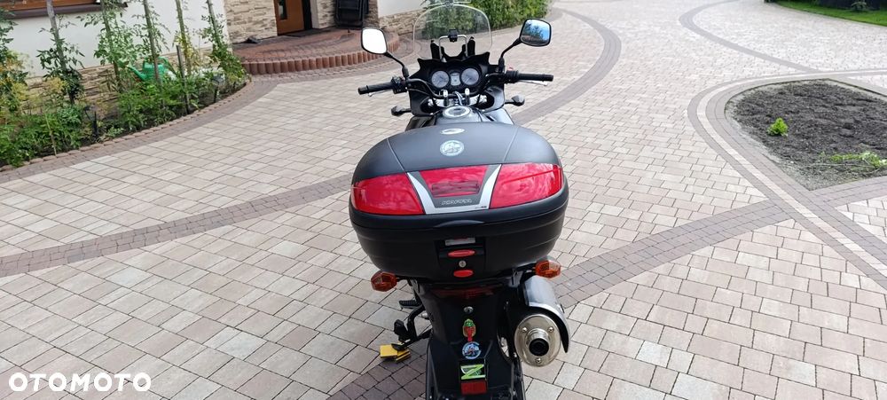 Suzuki V-STROM - 7