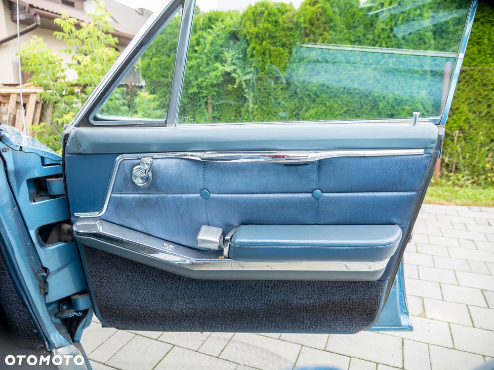 Cadillac Deville - 14