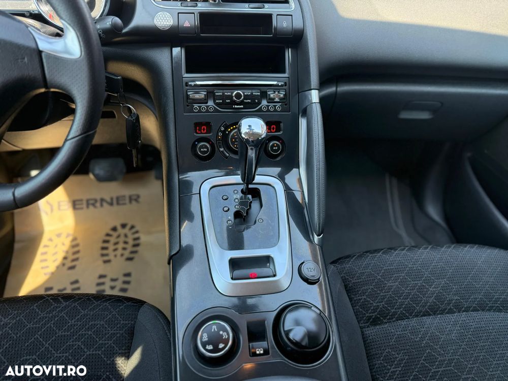 Peugeot 3008 - 12