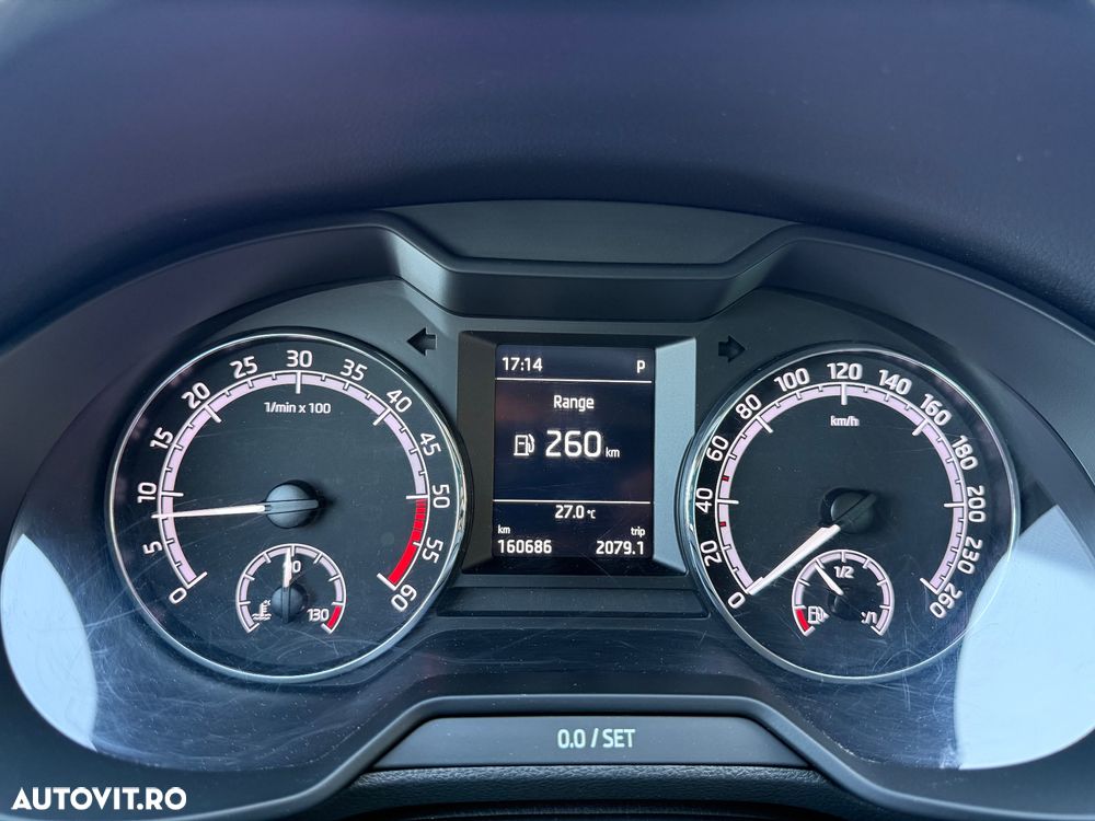 Skoda Octavia 2.0 TDI DSG Ambition - 19