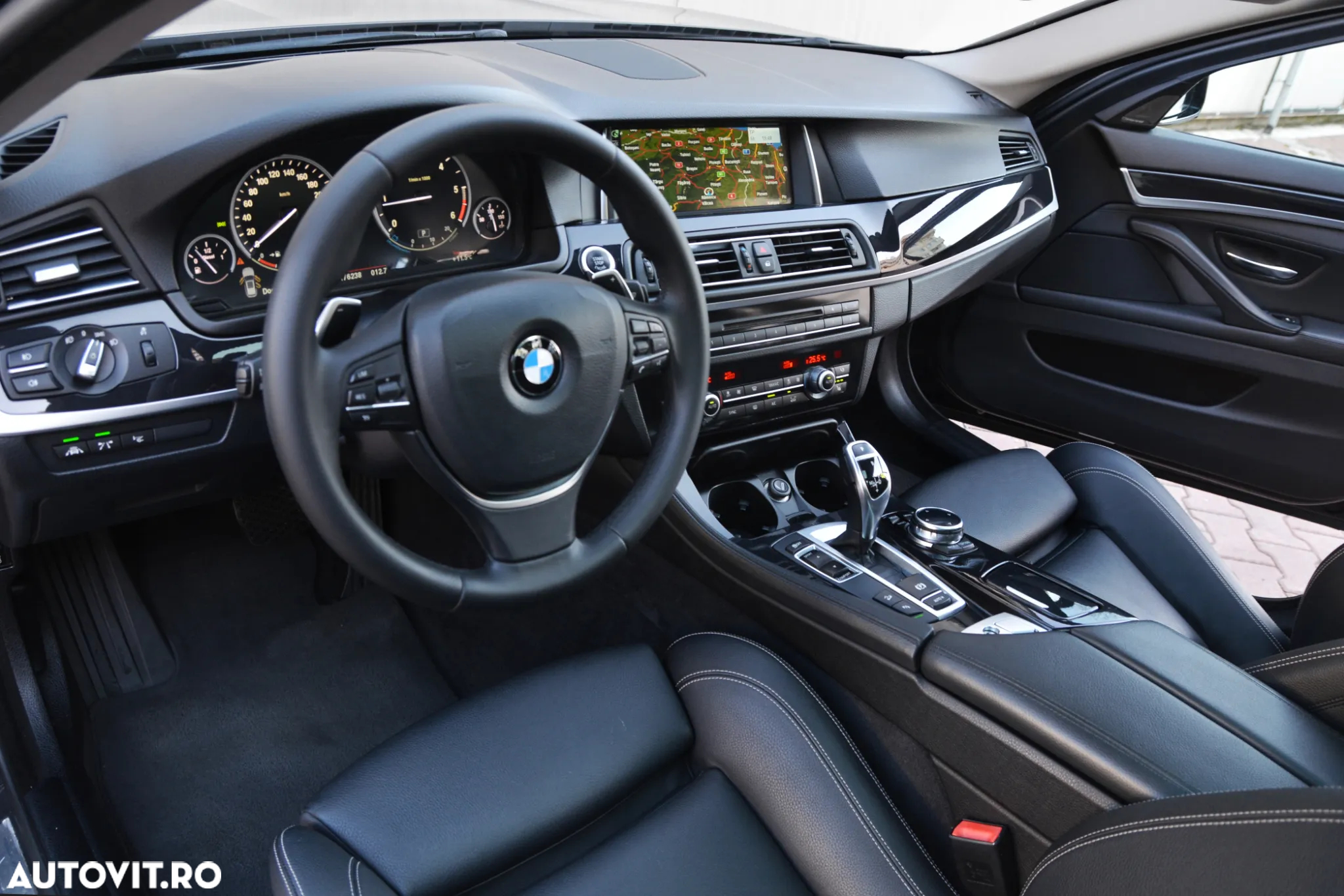 BMW Seria 5 525d xDrive Aut. Modern Line - 8